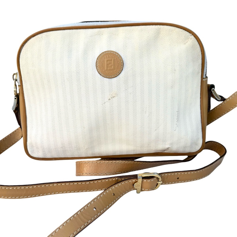 FENDI Vintage Shoulder Bag Crossbody - Picture 4 of 17